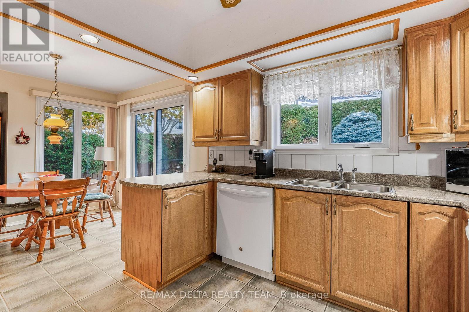 745 Hauteview Crescent, Ottawa, Ontario  K4A 2B9 - Photo 17 - X12566294