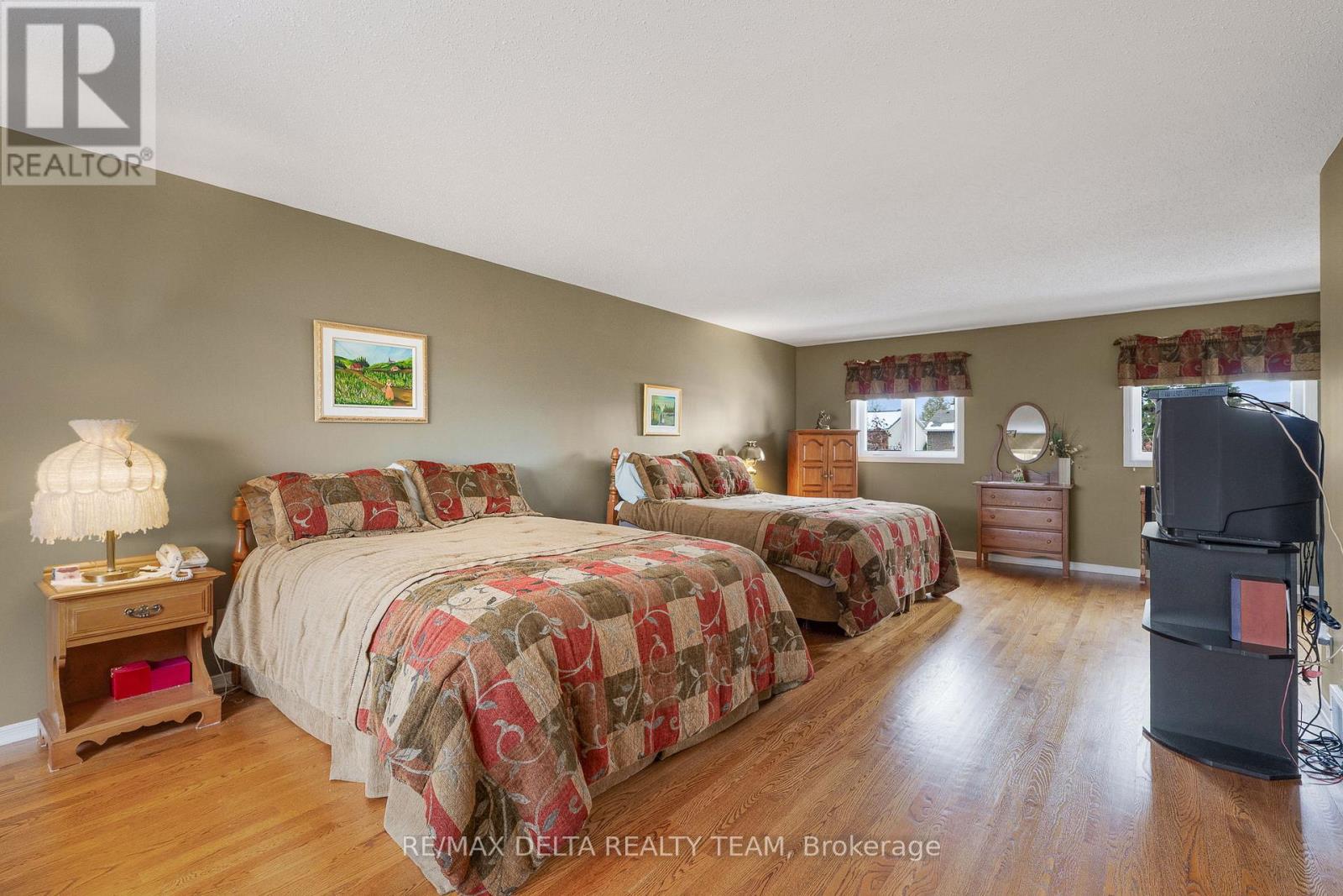 745 Hauteview Crescent, Ottawa, Ontario  K4A 2B9 - Photo 22 - X12566294