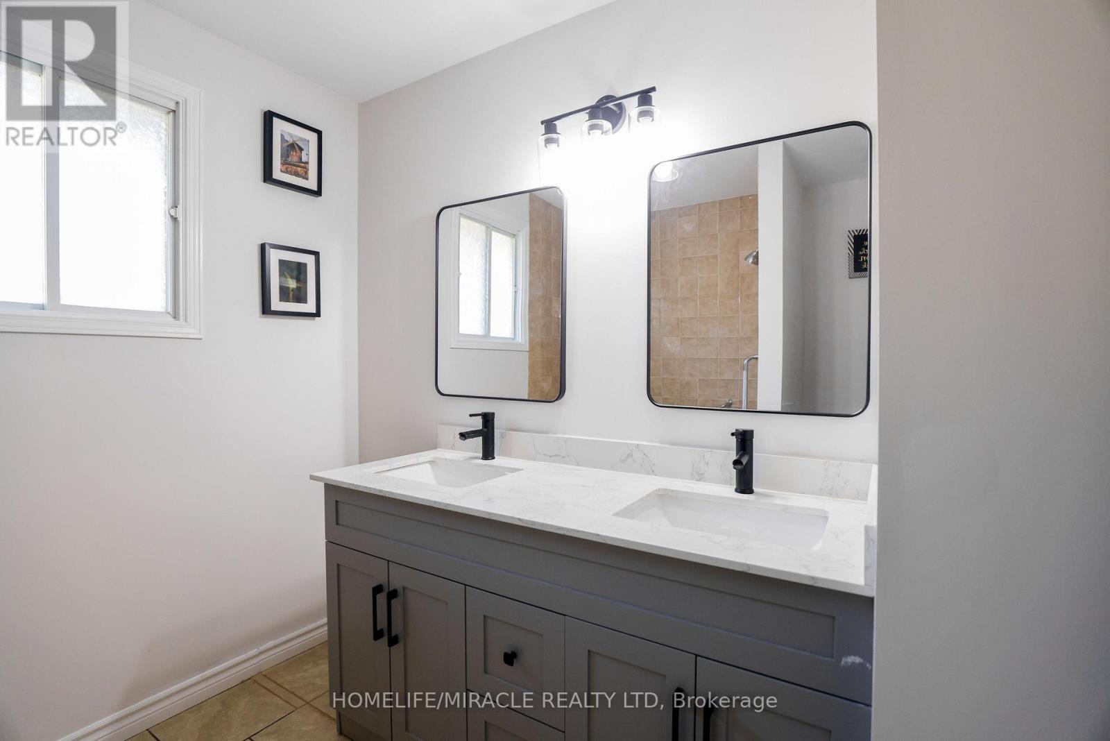 Main - 699 Classic Drive, London East, Ontario  N5W 5X1 - Photo 14 - X12565984