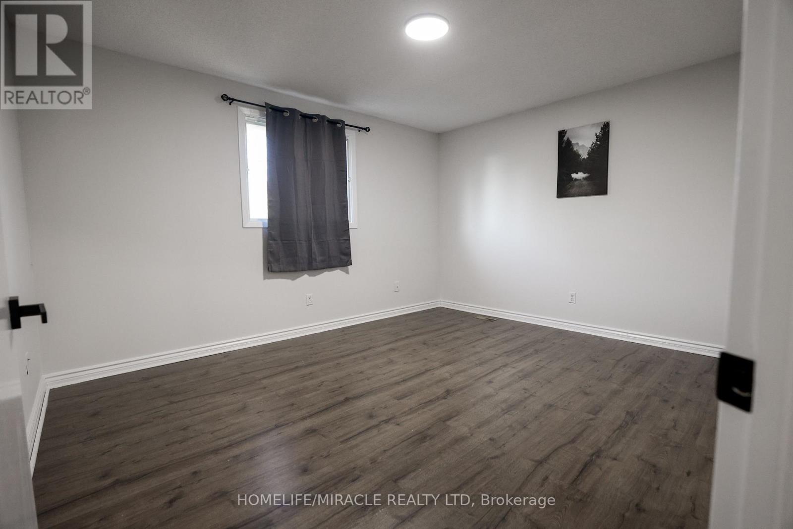 Main - 699 Classic Drive, London East, Ontario  N5W 5X1 - Photo 17 - X12565984