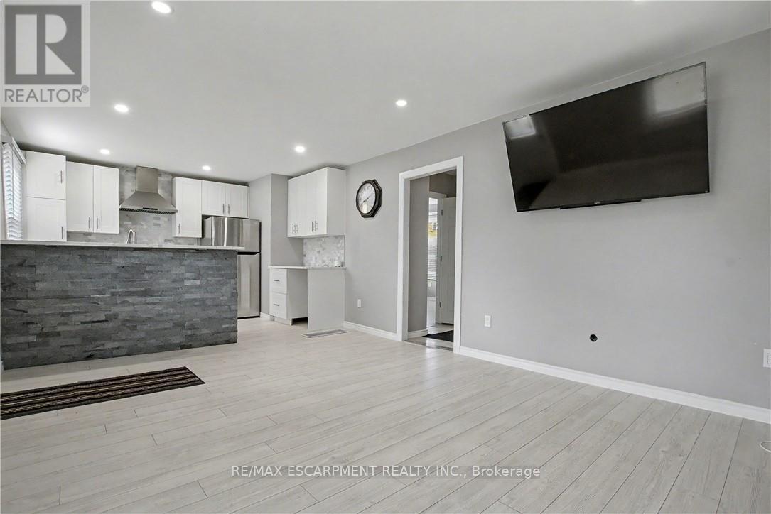 67 Seventh Avenue, Brantford, Ontario  N3S 1B5 - Photo 14 - X12565986