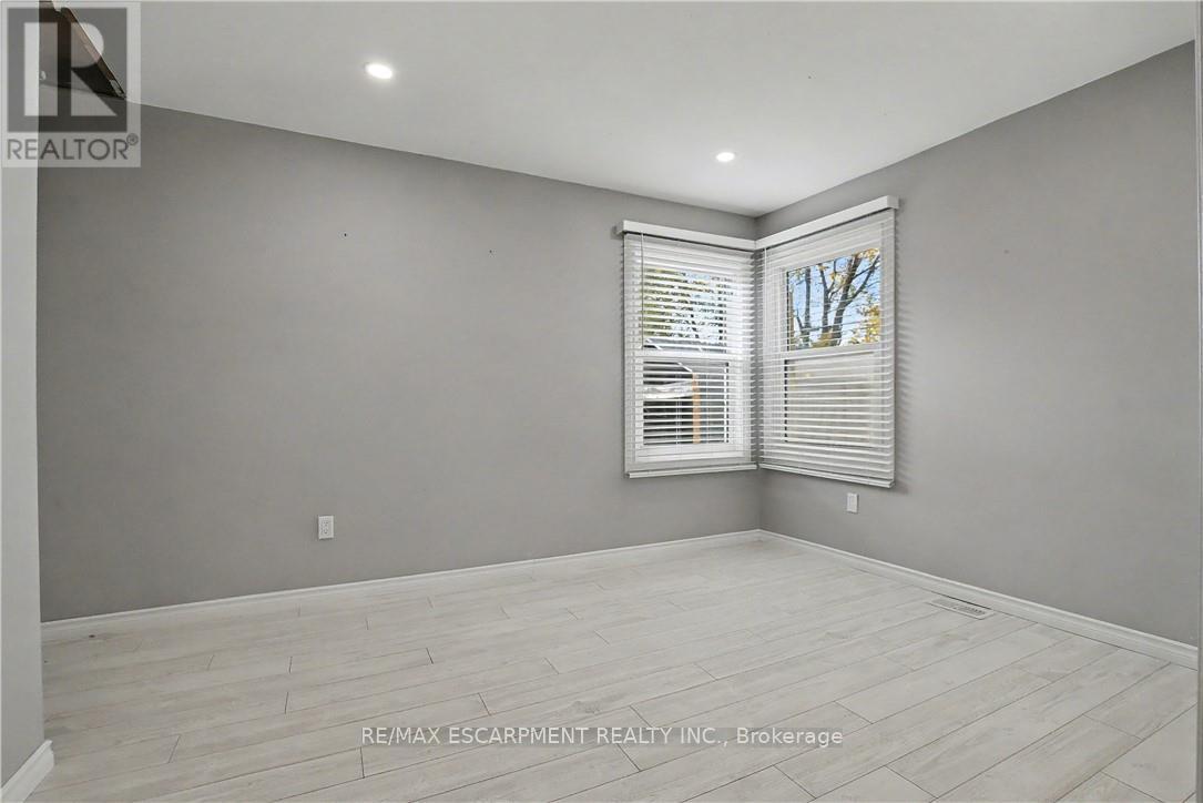 67 Seventh Avenue, Brantford, Ontario  N3S 1B5 - Photo 19 - X12565986