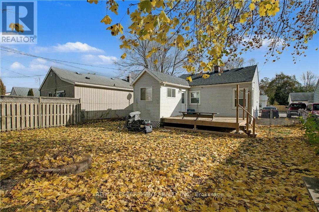 67 Seventh Avenue, Brantford, Ontario  N3S 1B5 - Photo 32 - X12565986