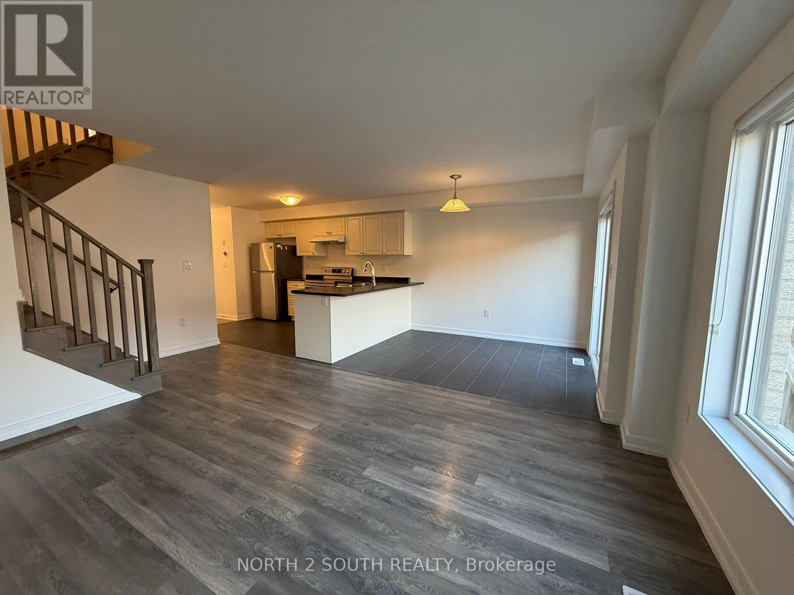 6 Bradshaw Drive, Hamilton, Ontario  L8J 0K7 - Photo 8 - X12566034