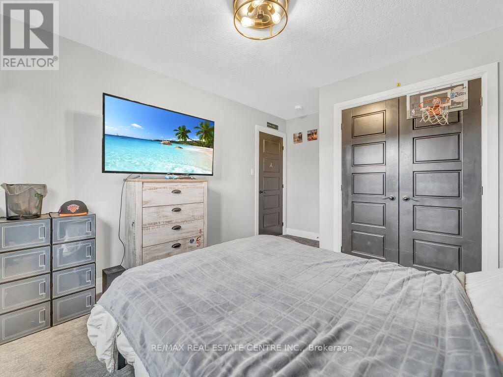 3374 Oriole Drive, London South, Ontario  N6M 0K1 - Photo 31 - X12566082