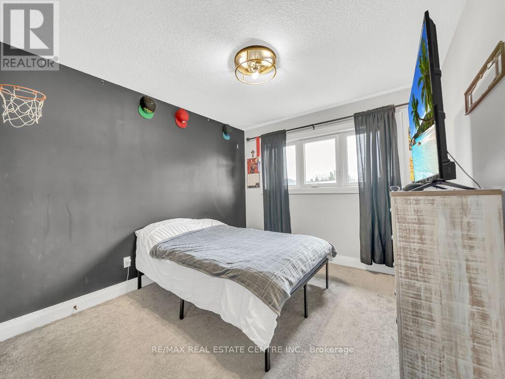 3374 Oriole Drive, London South, Ontario  N6M 0K1 - Photo 33 - X12566082