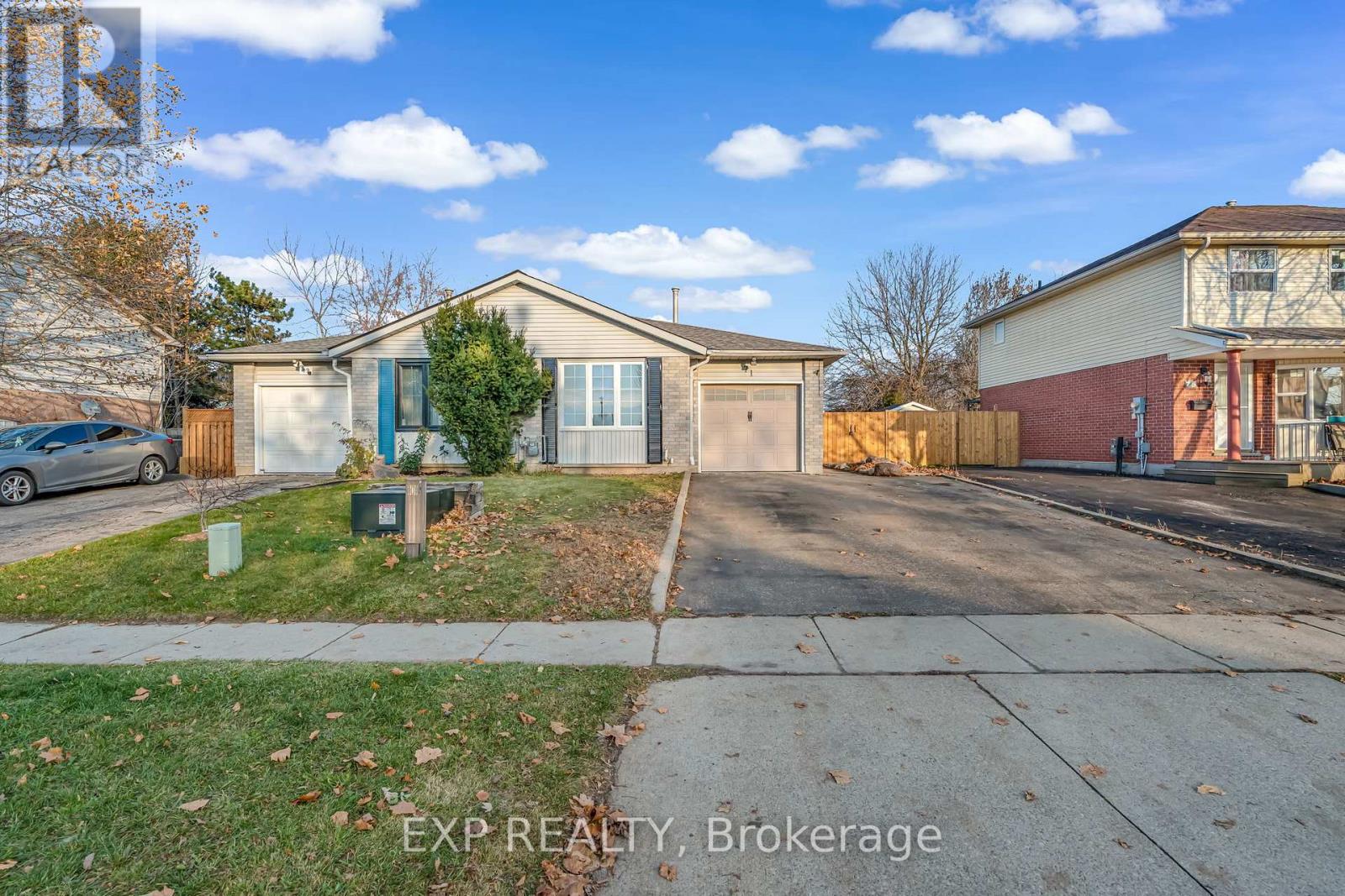 71 Edgemere Drive, Cambridge, Ontario  N1P 1B3 - Photo 1 - X12566090