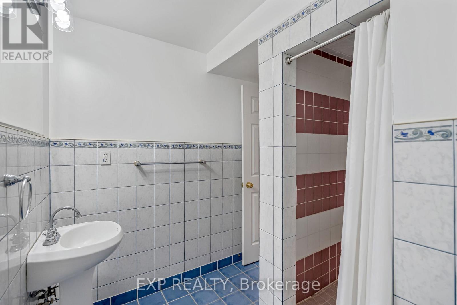 71 Edgemere Drive, Cambridge, Ontario  N1P 1B3 - Photo 36 - X12566090