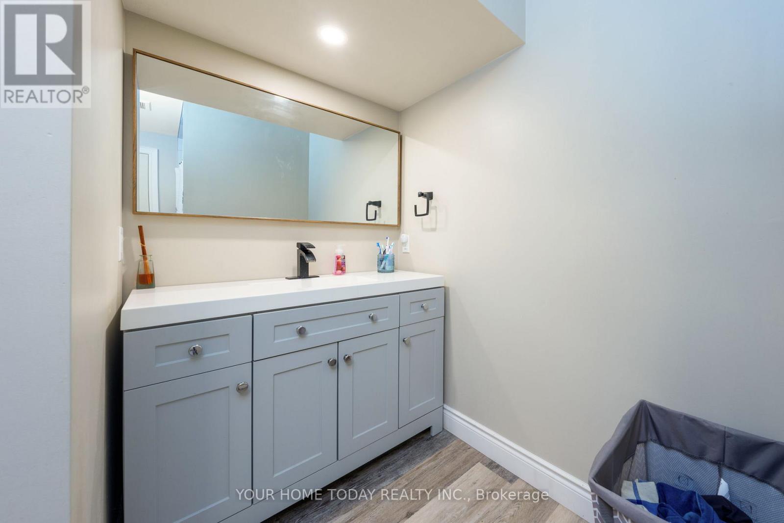 5860 Fifth Line, Erin, Ontario  N0B 1Z0 - Photo 26 - X12566096