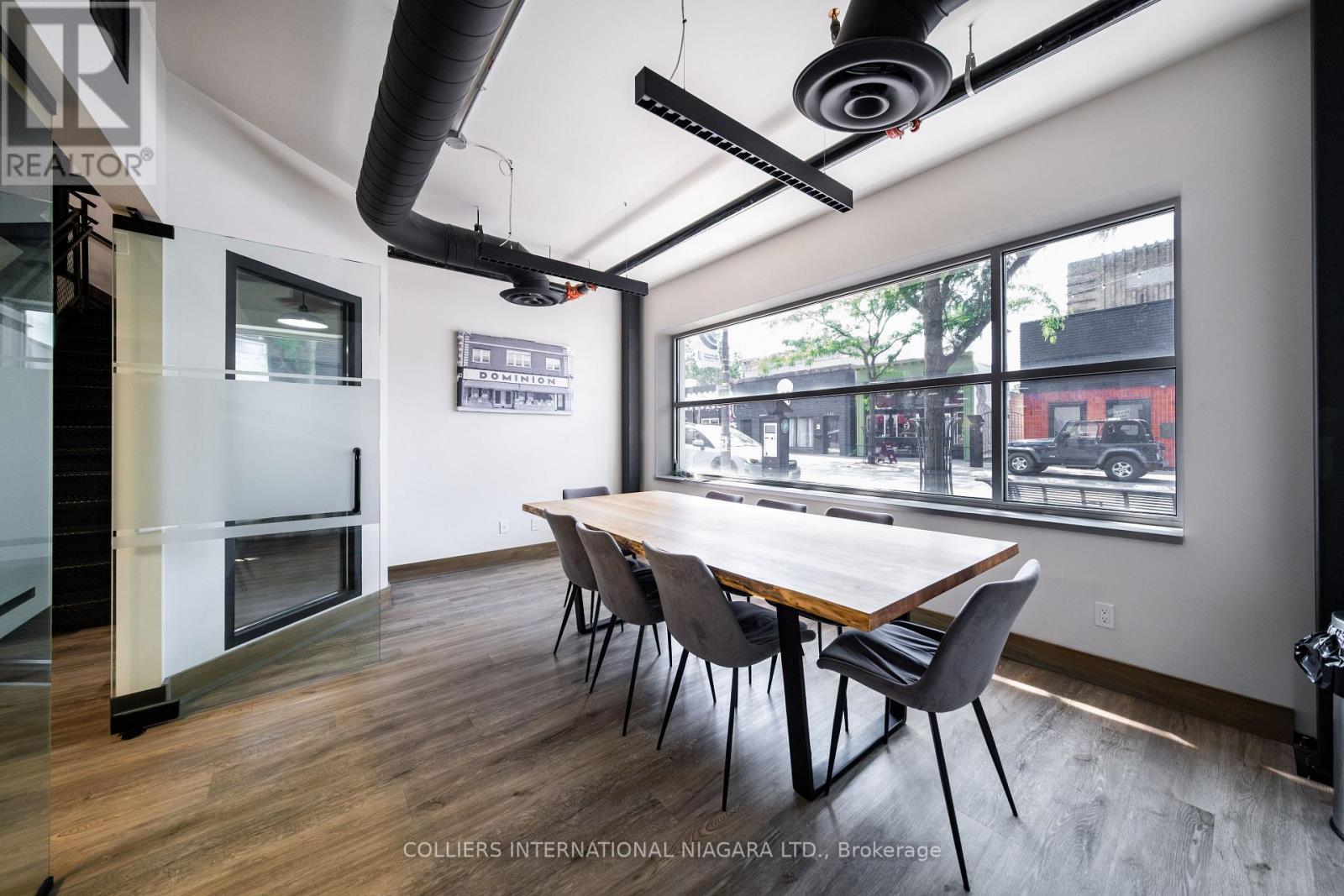 4635 Queen Street, Niagara Falls, Ontario  L2E 2L7 - Photo 12 - X12566274