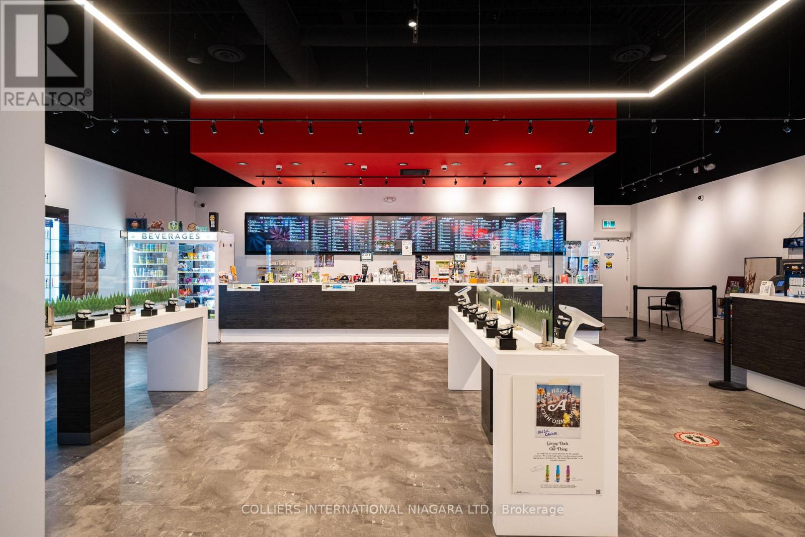 4635 Queen Street, Niagara Falls, Ontario  L2E 2L7 - Photo 16 - X12566274