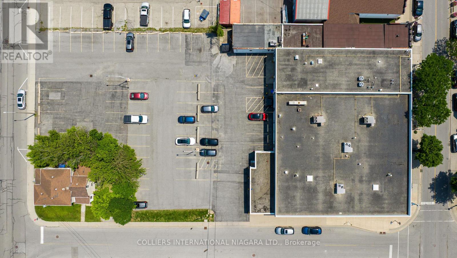 4635 Queen Street, Niagara Falls, Ontario  L2E 2L7 - Photo 7 - X12566274