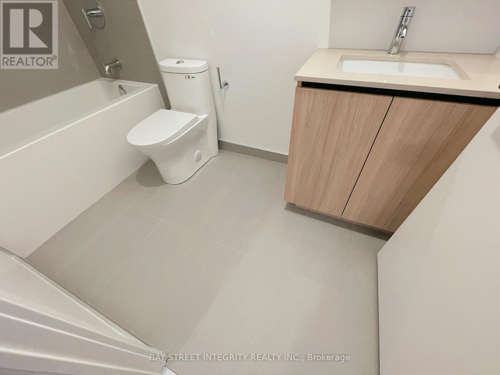 511 - 35 Parliament Street, Toronto, Ontario  M5A 0Z5 - Photo 8 - C12511262