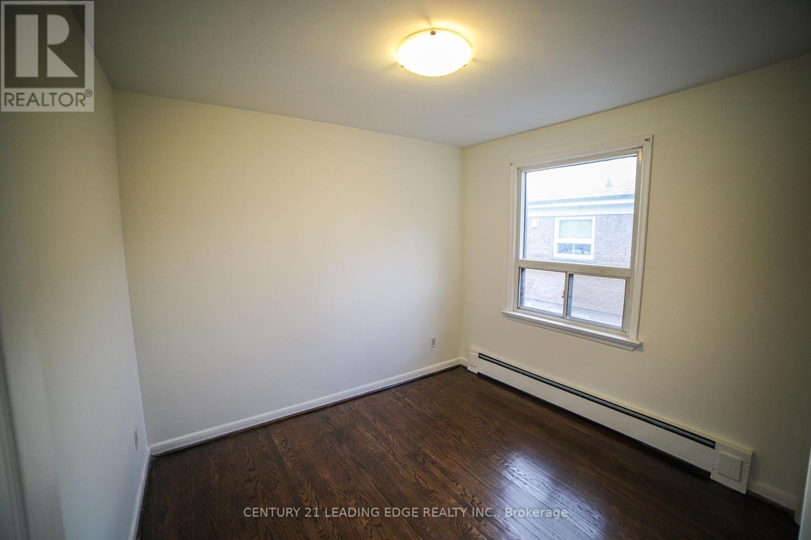 2nd Fl - 152 Overbrook Place, Toronto, Ontario  M3H 4P9 - Photo 22 - C12566336