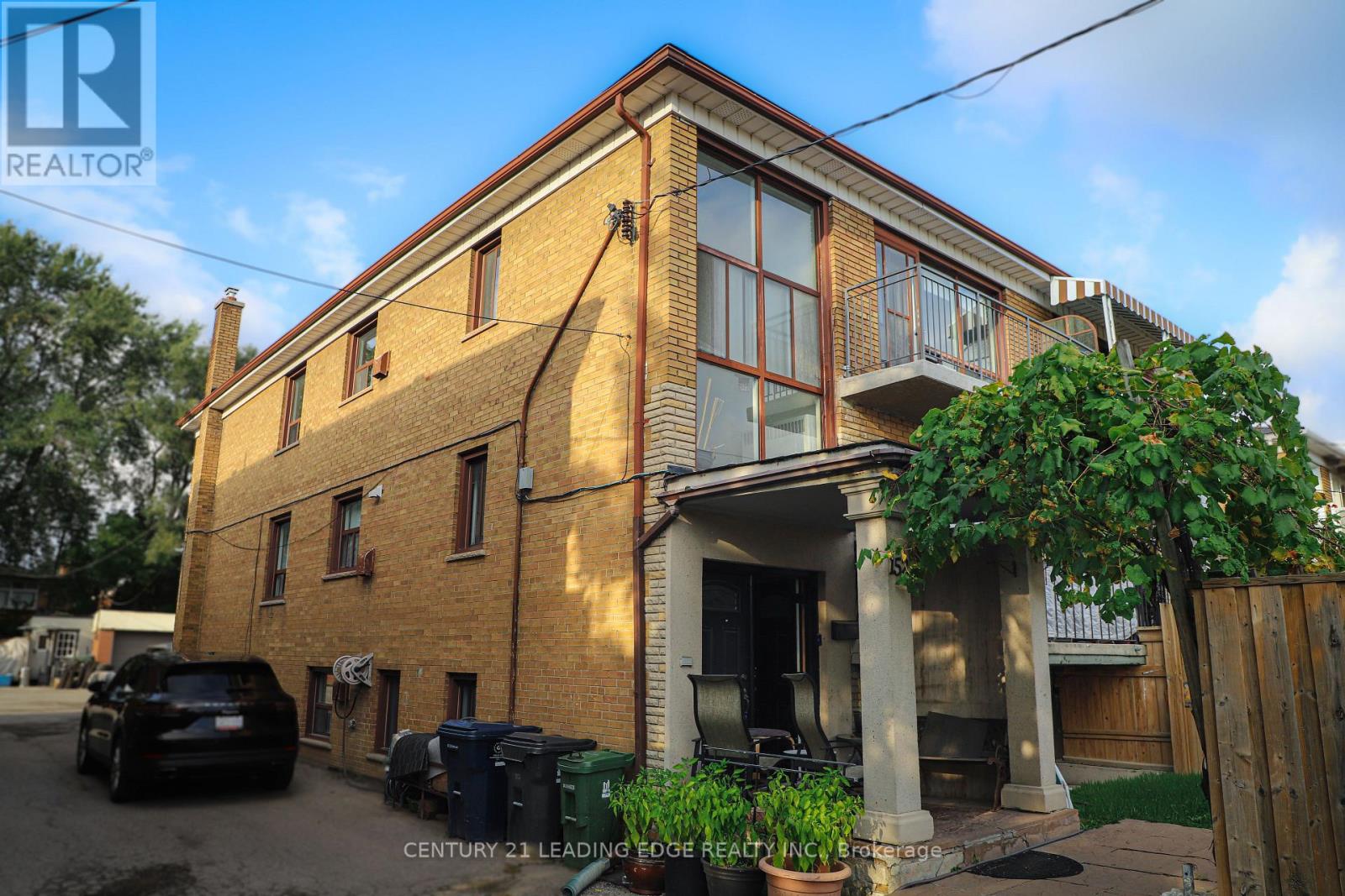 2nd Fl - 152 Overbrook Place, Toronto, Ontario  M3H 4P9 - Photo 5 - C12566336