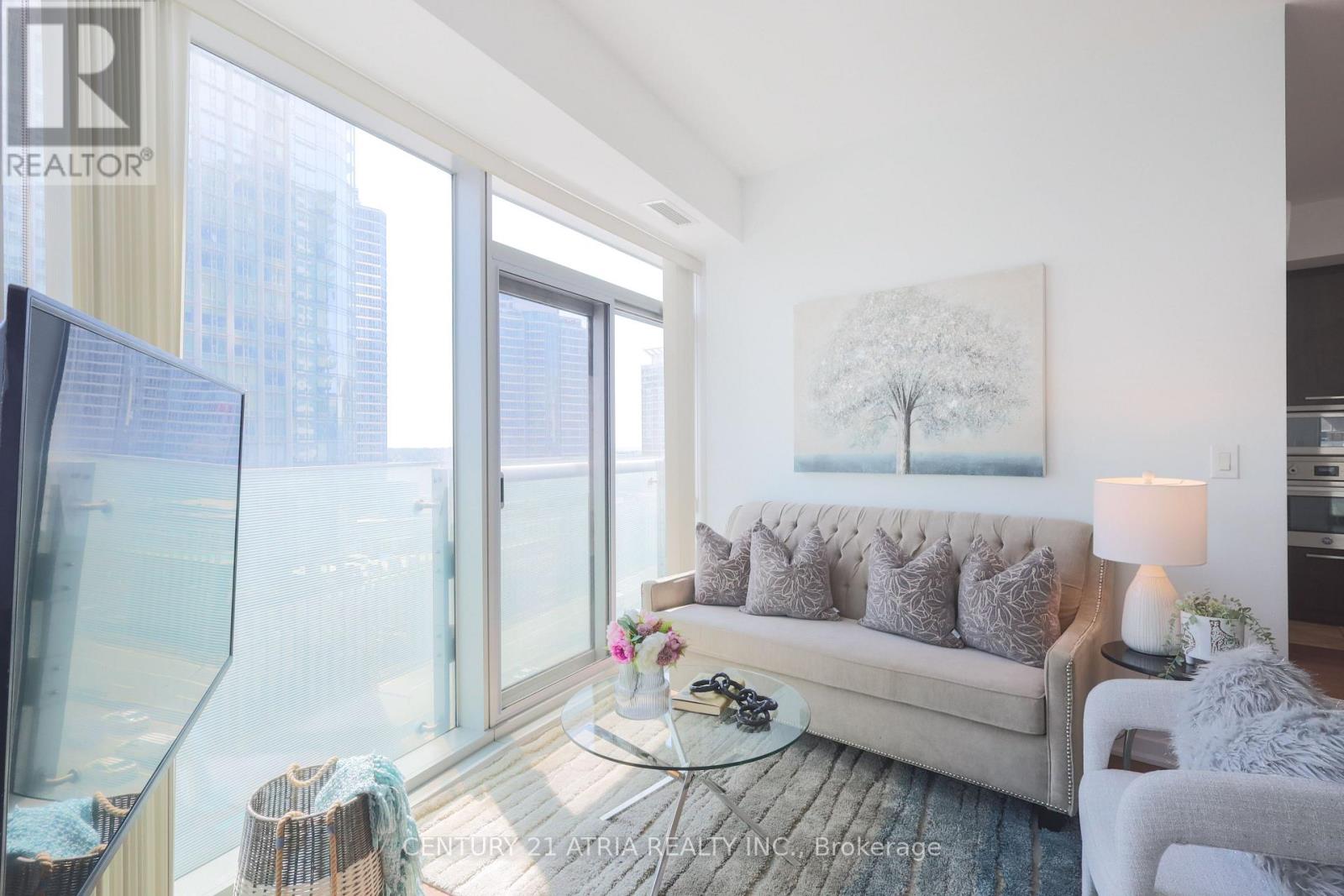 1002 - 14 York Street, Toronto, Ontario  M5J 0B1 - Photo 13 - C12566352