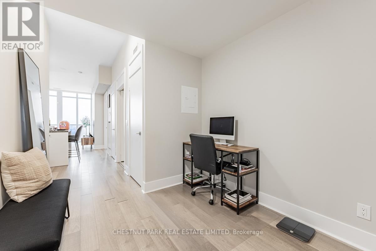 2804 - 32 Davenport Road, Toronto, Ontario  M5R 0B5 - Photo 4 - C12566366