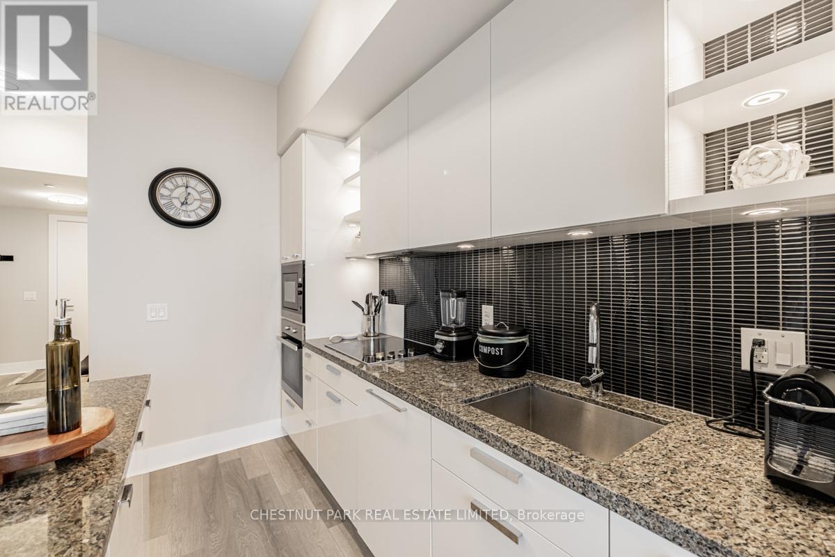 2804 - 32 Davenport Road, Toronto, Ontario  M5R 0B5 - Photo 9 - C12566366