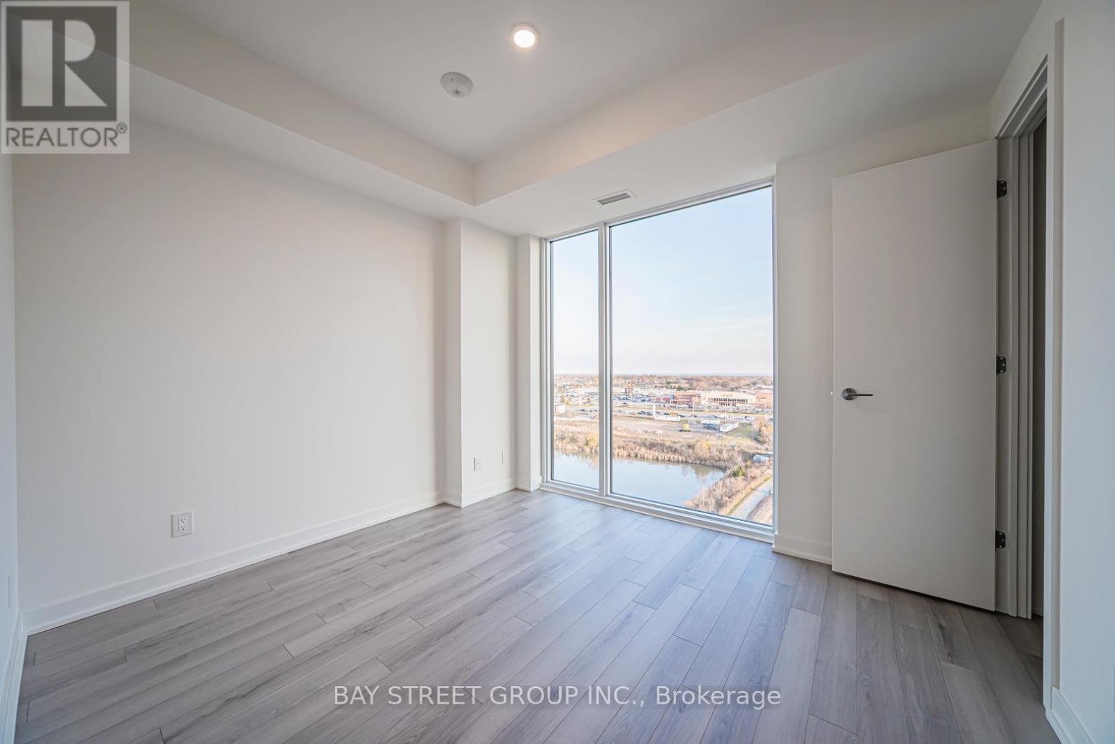 1004 - 3071 Trafalgar Road, Oakville, Ontario  L6H 8C6 - Photo 21 - W12524792