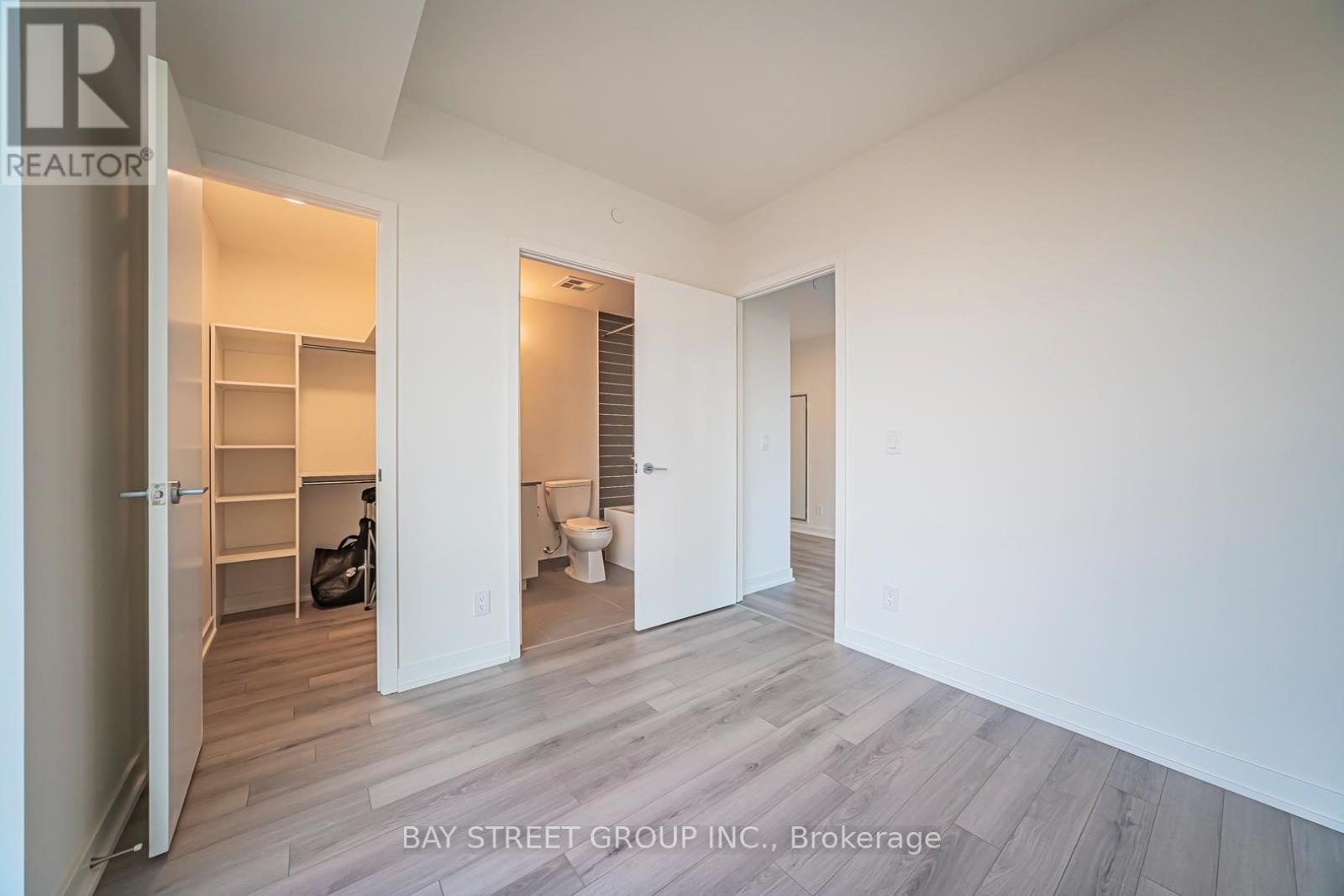 1004 - 3071 Trafalgar Road, Oakville, Ontario  L6H 8C6 - Photo 24 - W12524792