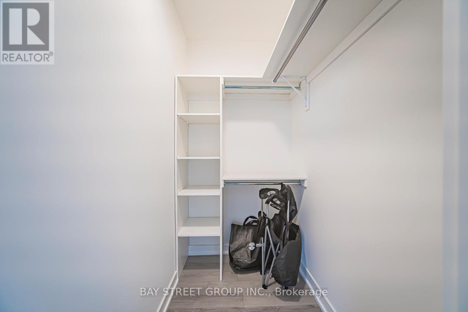 1004 - 3071 Trafalgar Road, Oakville, Ontario  L6H 8C6 - Photo 26 - W12524792