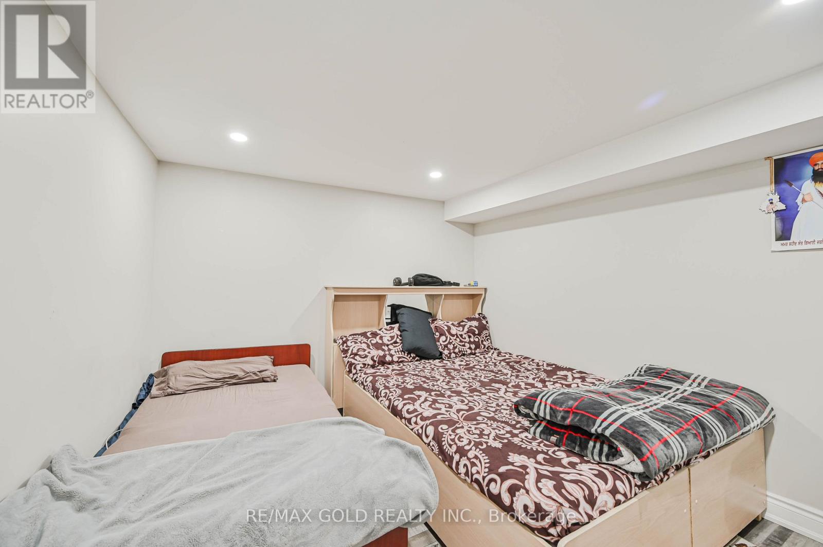 66 Kalmia Road, Brampton, Ontario  L6X 4N4 - Photo 41 - W12565636