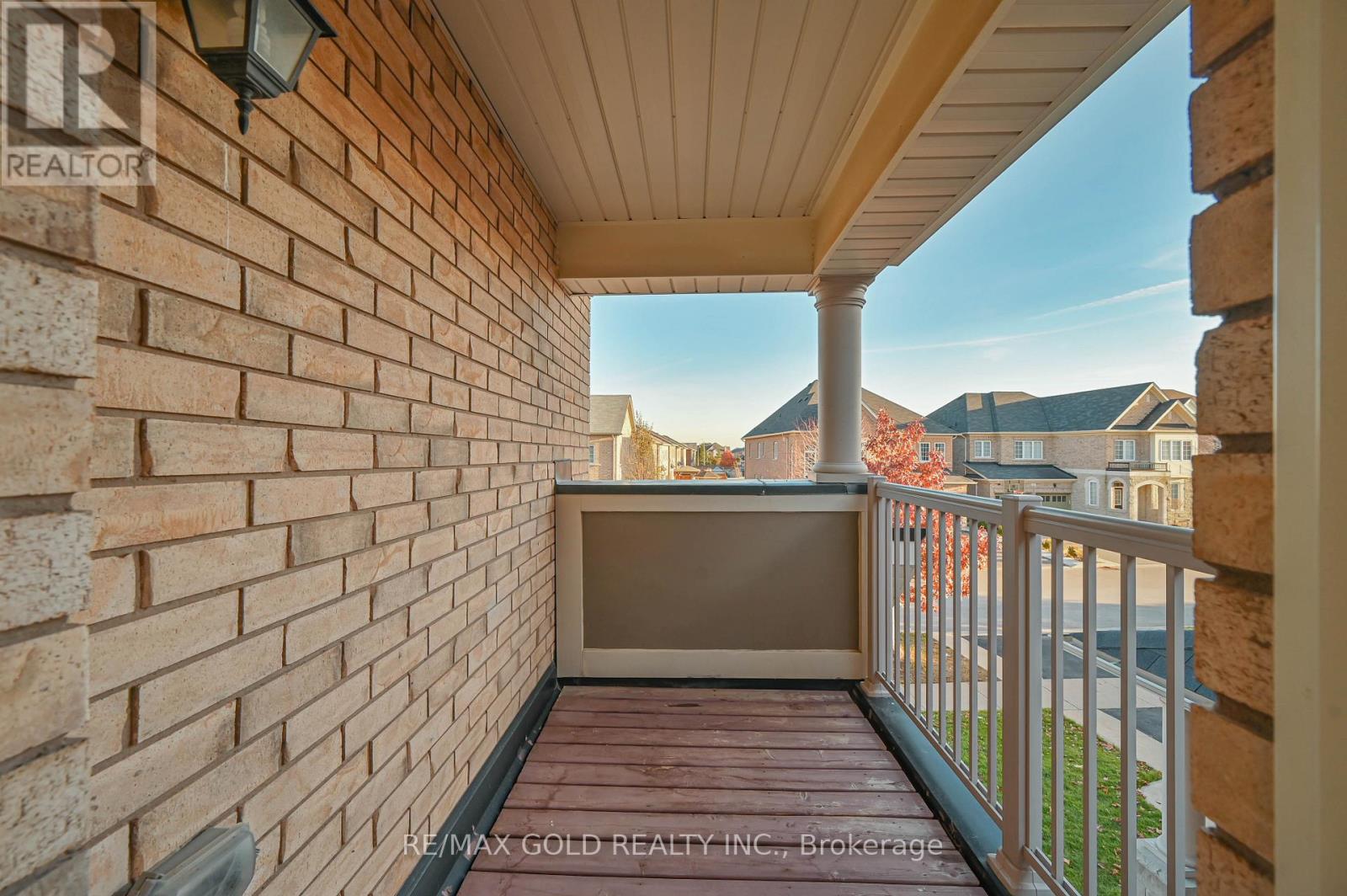 66 Kalmia Road, Brampton, Ontario  L6X 4N4 - Photo 24 - W12565636