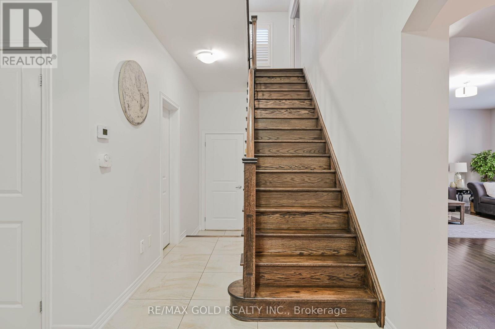 66 Kalmia Road, Brampton, Ontario  L6X 4N4 - Photo 16 - W12565636