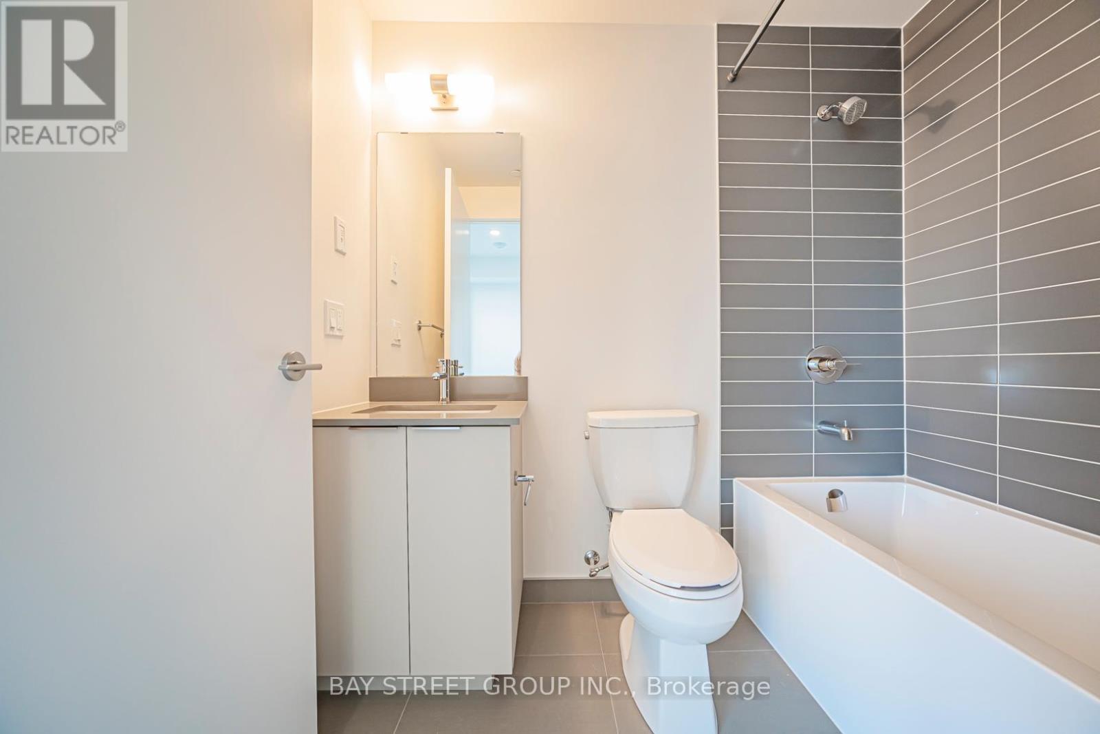 1004 - 3071 Trafalgar Road, Oakville, Ontario  L6H 8C6 - Photo 29 - W12524792