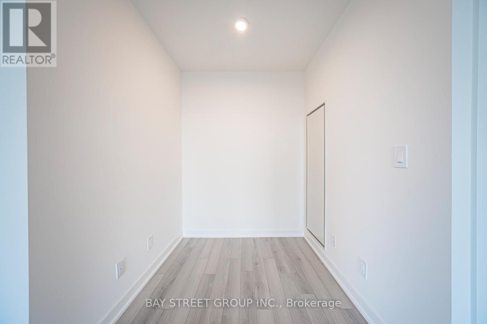 1004 - 3071 Trafalgar Road, Oakville, Ontario  L6H 8C6 - Photo 12 - W12524792