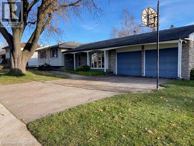 15 Penrose Avenue, Kitchener, Ontario  N2A 1E9 - Photo 1 - 40789352