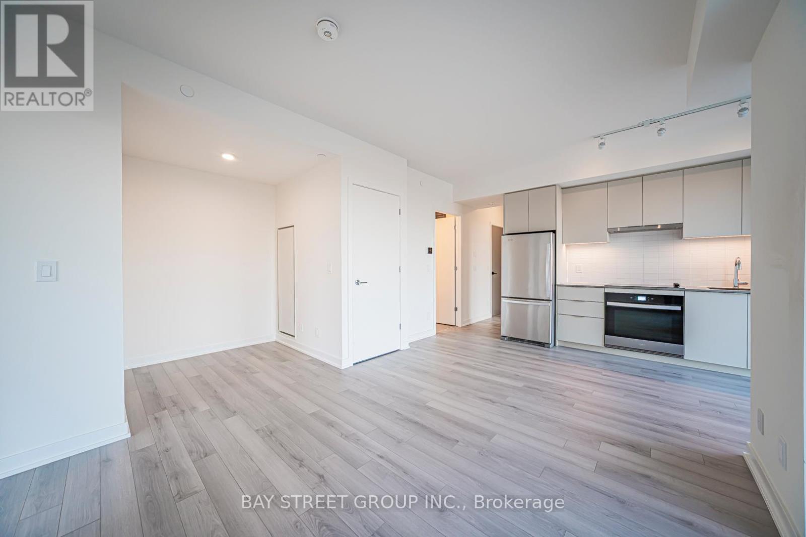 1004 - 3071 Trafalgar Road, Oakville, Ontario  L6H 8C6 - Photo 15 - W12524792