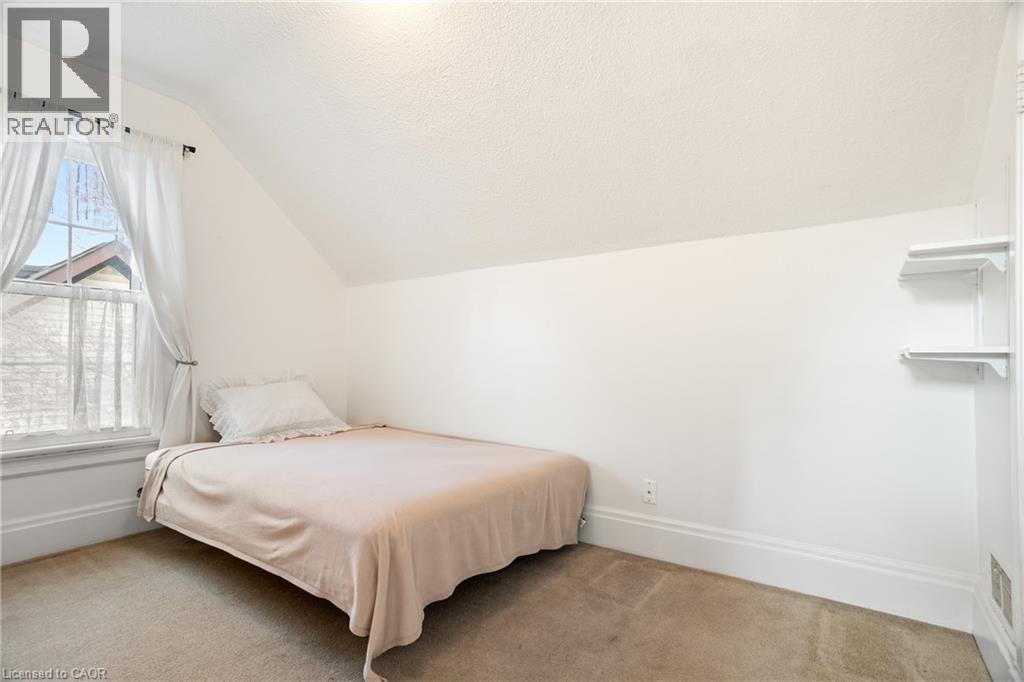 118 Krug Street, Kitchener, Ontario  N2H 2Y2 - Photo 33 - 40788359