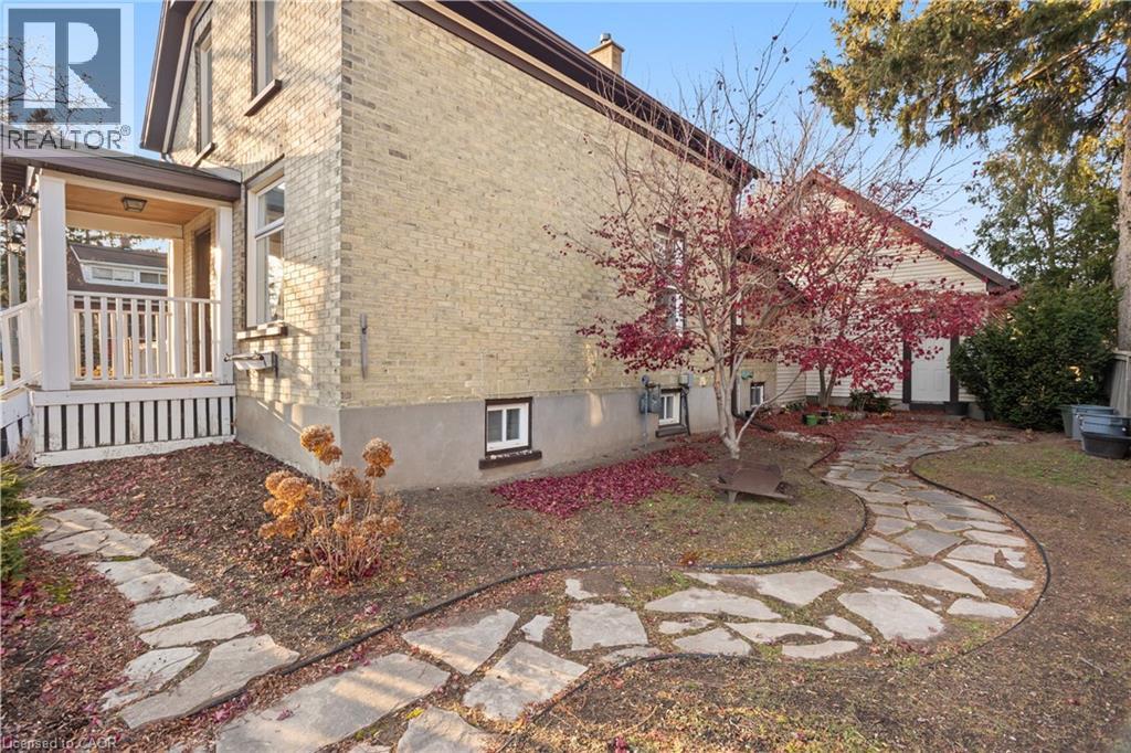 118 Krug Street, Kitchener, Ontario  N2H 2Y2 - Photo 4 - 40788359