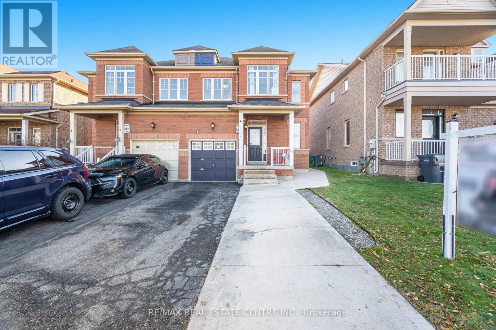 31 CONNOLLY CRESCENT, Brampton, Ontario