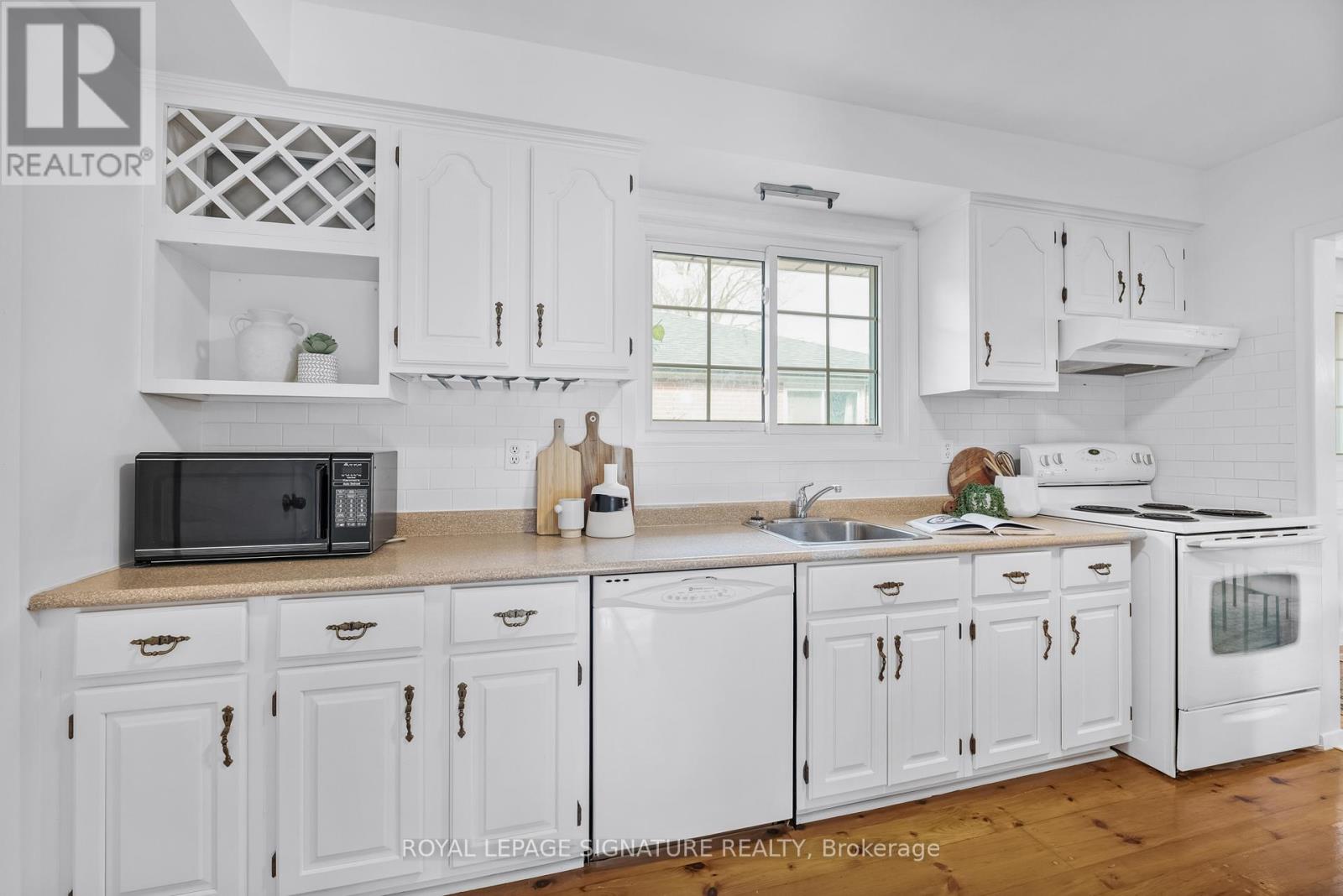 38 Lochleven Drive, Toronto, Ontario  M1M 3S2 - Photo 10 - E12566250