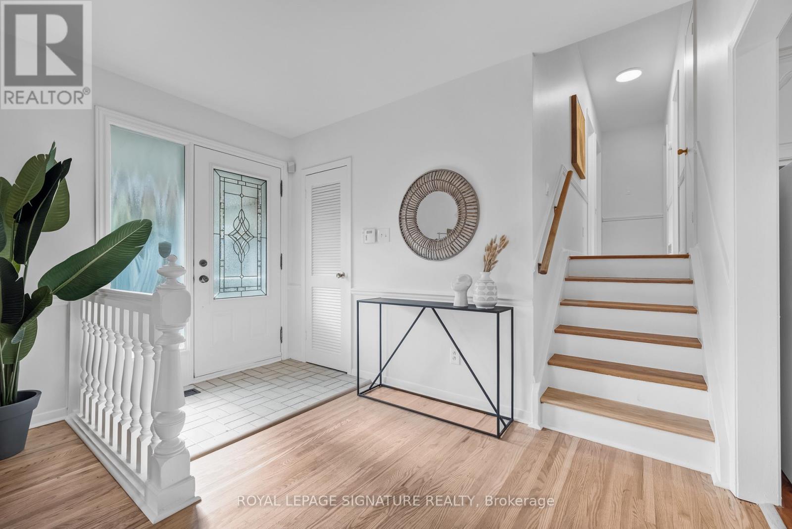 38 Lochleven Drive, Toronto, Ontario  M1M 3S2 - Photo 3 - E12566250