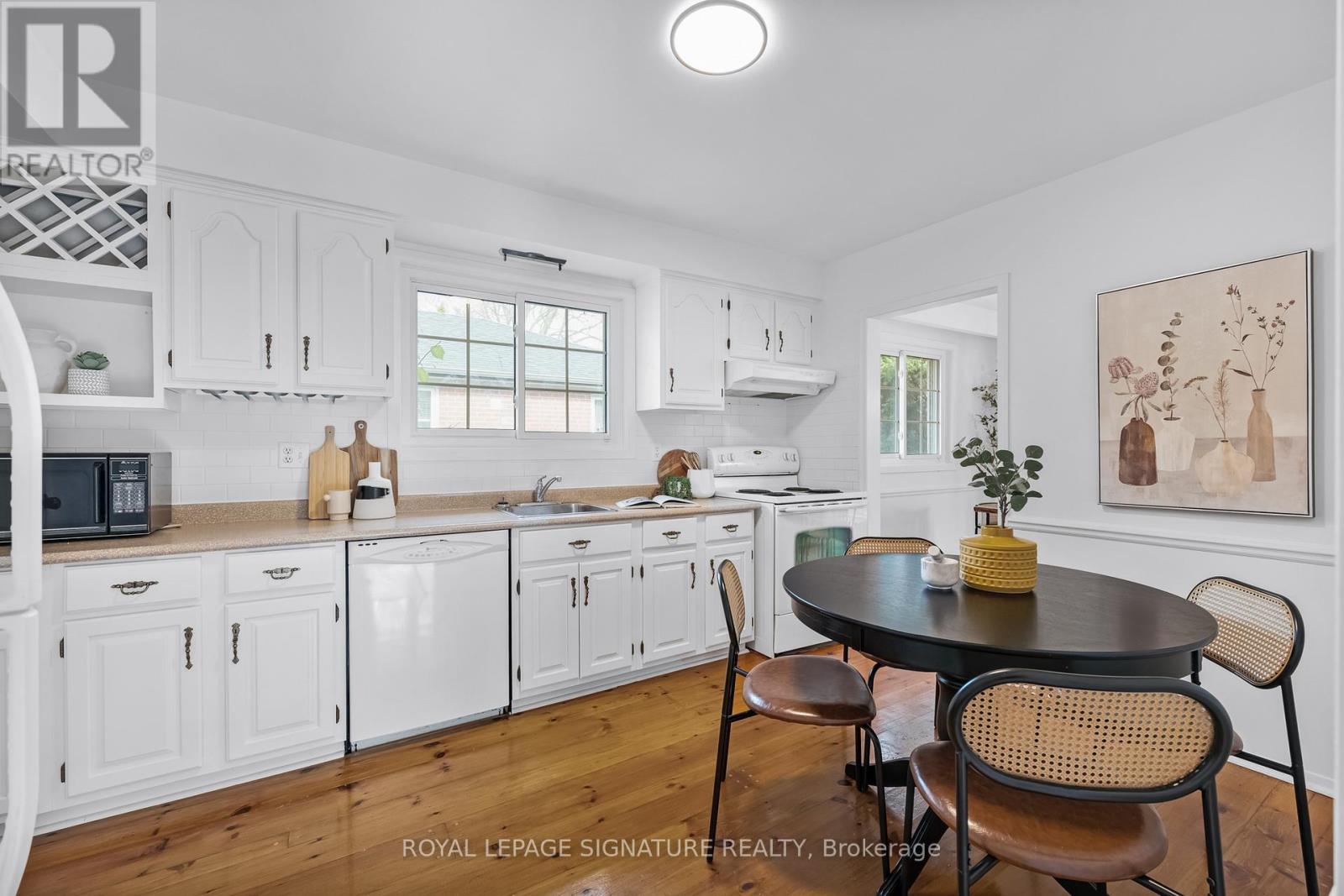 38 Lochleven Drive, Toronto, Ontario  M1M 3S2 - Photo 9 - E12566250