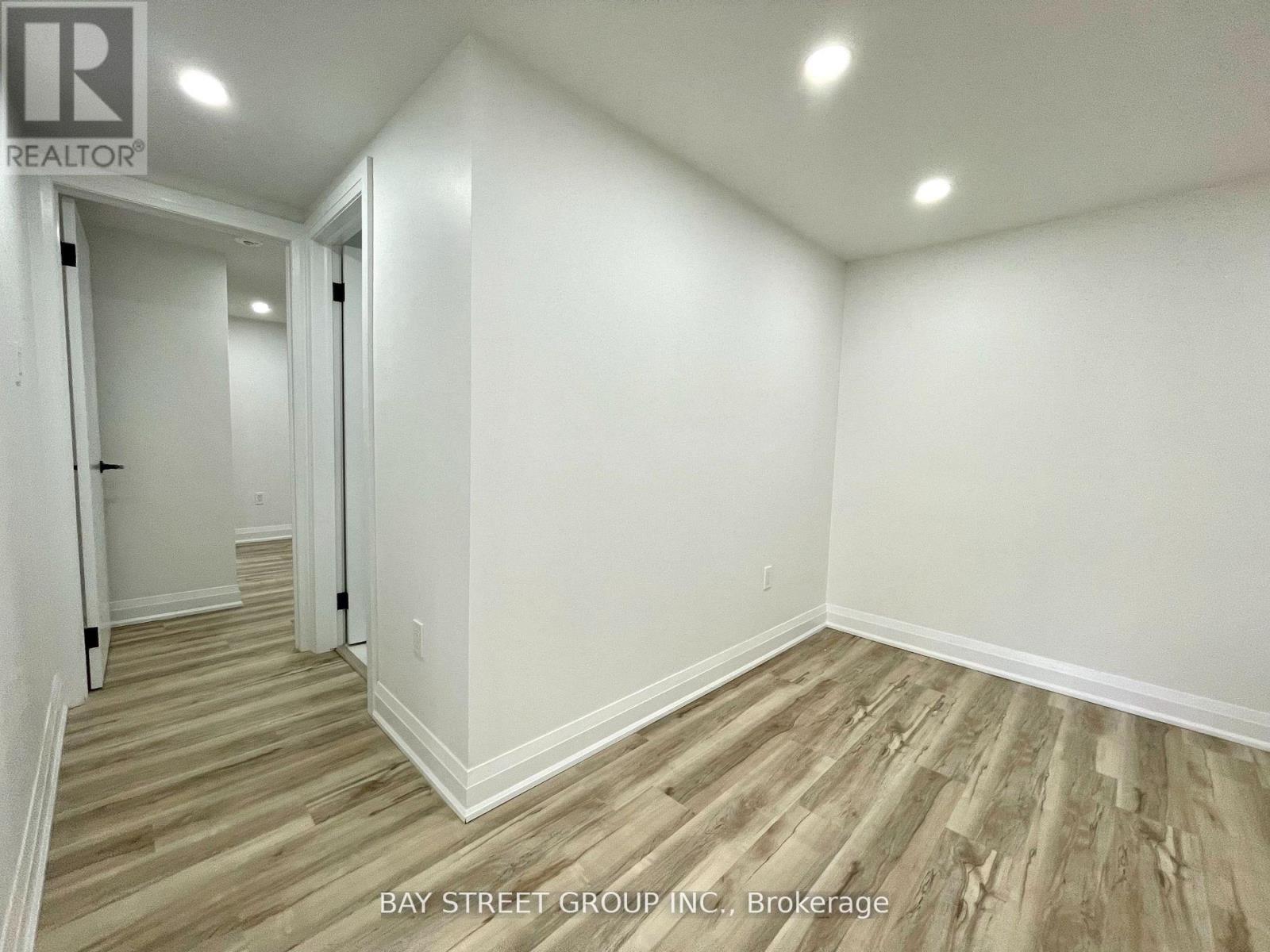 2 - 119 Claymore Crescent, Oshawa, Ontario  L1G 6G3 - Photo 4 - E12566350