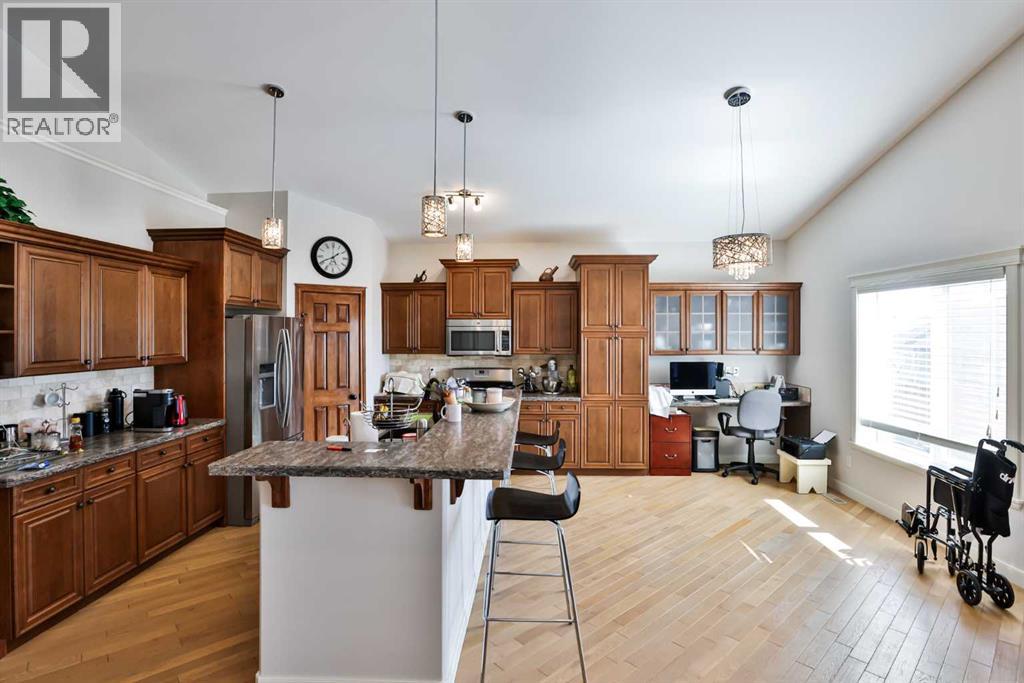 244 Sixmile Common S, Lethbridge, Alberta  T1K 5S7 - Photo 7 - A2259609