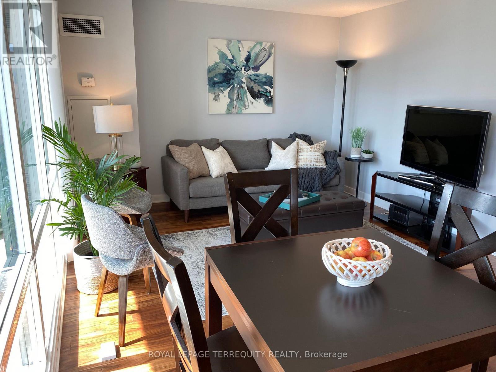 1718 - 4k Spadina Avenue, Toronto, Ontario  M5V 3Y9 - Photo 10 - C12565656