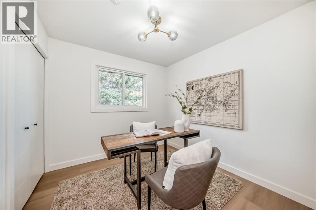 26 Dalgetty Place Nw, Calgary, Alberta  T3A 1H9 - Photo 7 - A2261767