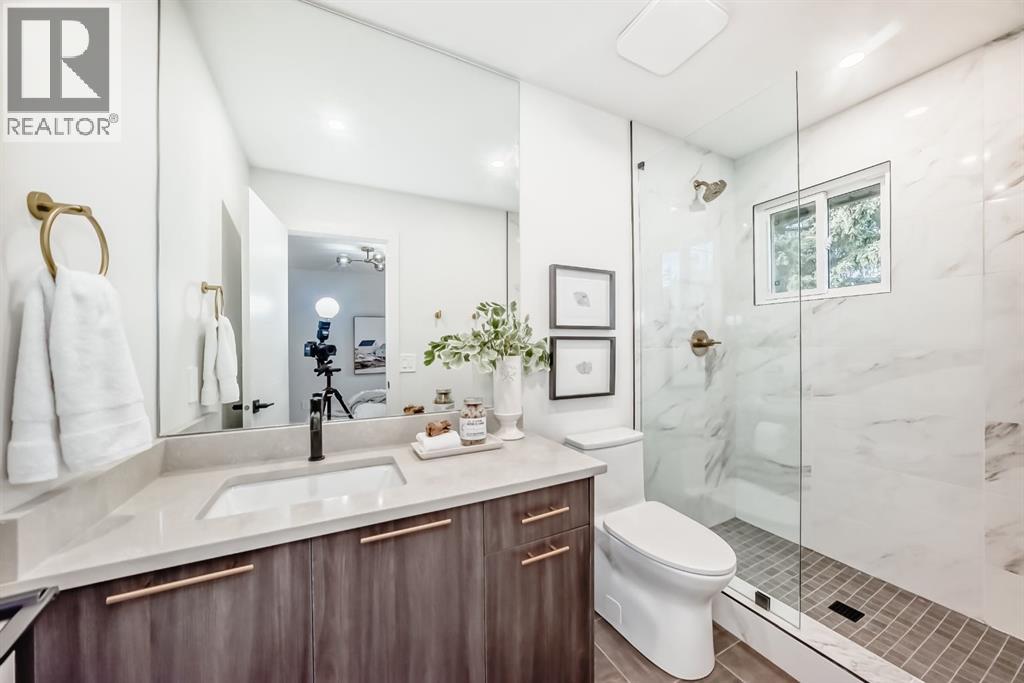 26 Dalgetty Place Nw, Calgary, Alberta  T3A 1H9 - Photo 6 - A2261767