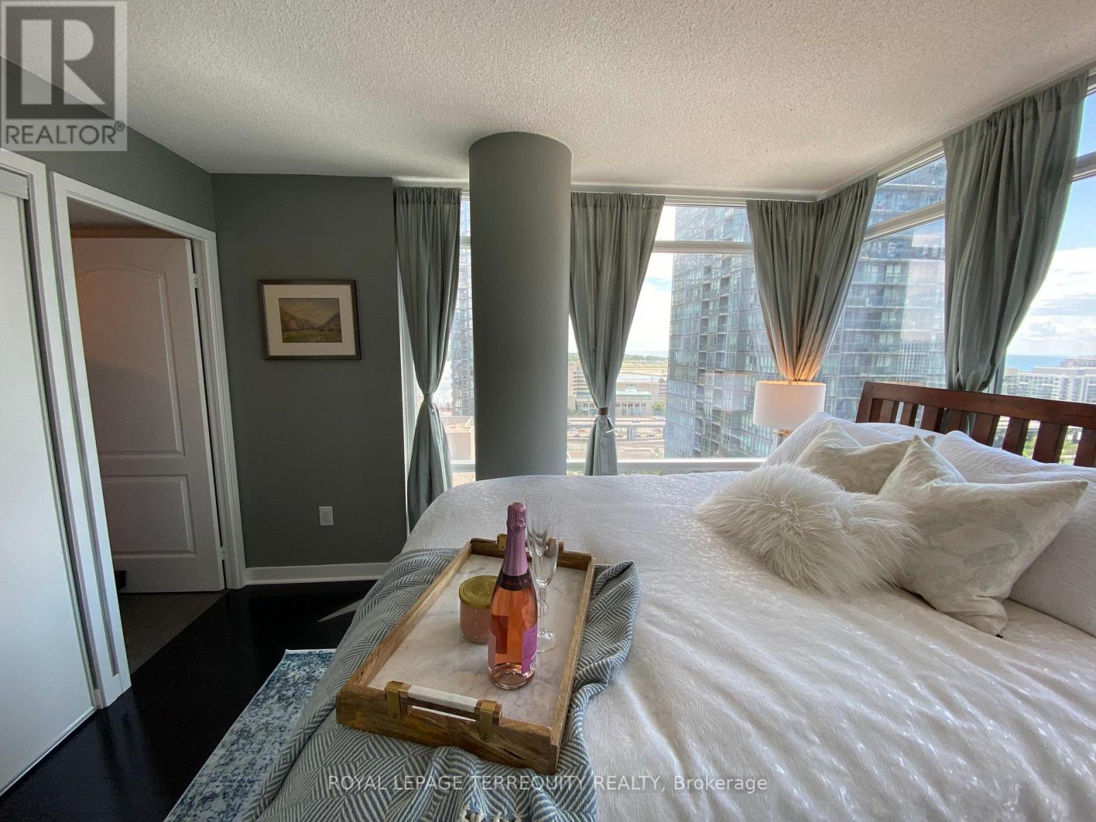 1718 - 4k Spadina Avenue, Toronto, Ontario  M5V 3Y9 - Photo 13 - C12565656