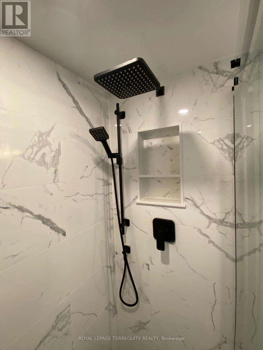 1718 - 4k Spadina Avenue, Toronto, Ontario  M5V 3Y9 - Photo 15 - C12565656