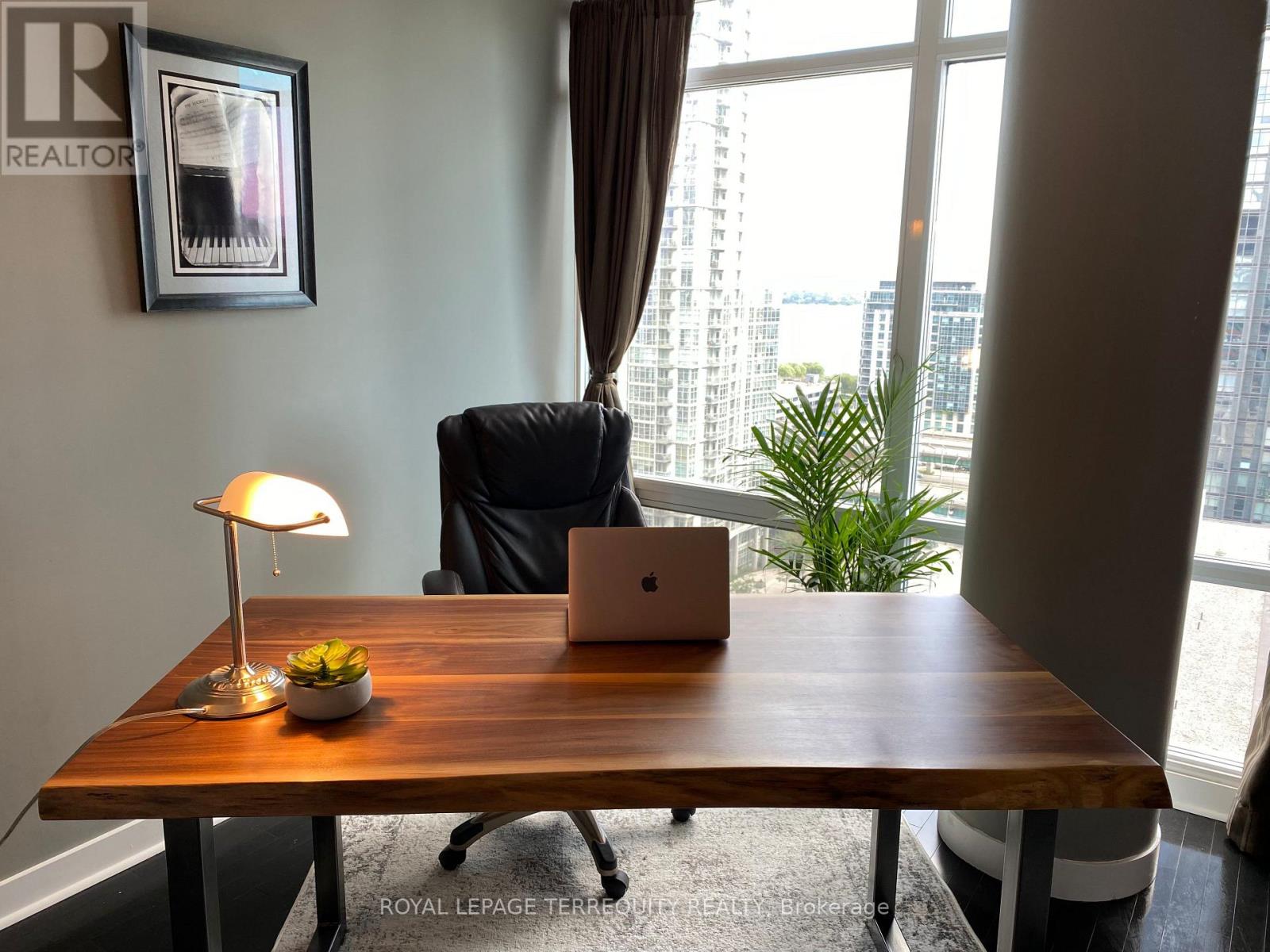 1718 - 4k Spadina Avenue, Toronto, Ontario  M5V 3Y9 - Photo 18 - C12565656