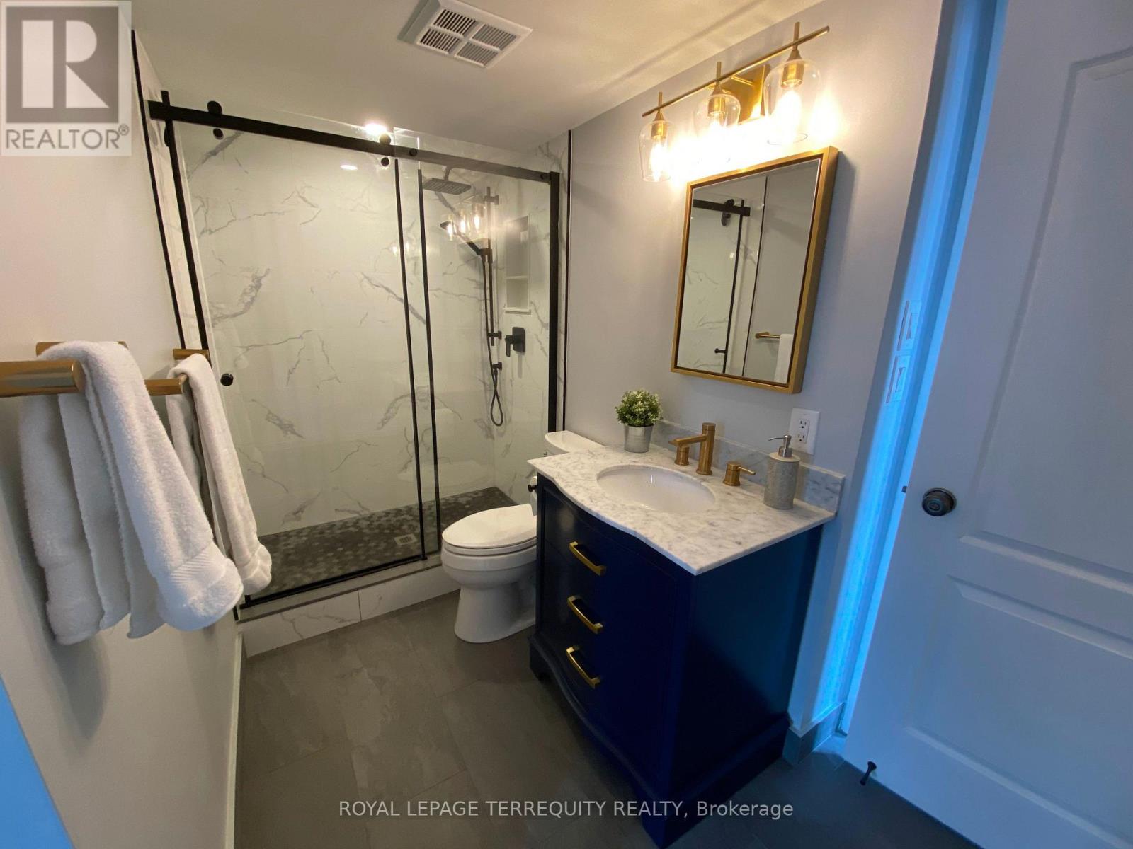 1718 - 4k Spadina Avenue, Toronto, Ontario  M5V 3Y9 - Photo 14 - C12565656