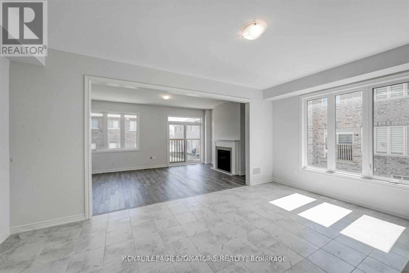 5 Frederick Taylor Way, East Gwillimbury, Ontario  L0G 1M0 - Photo 13 - N12566282