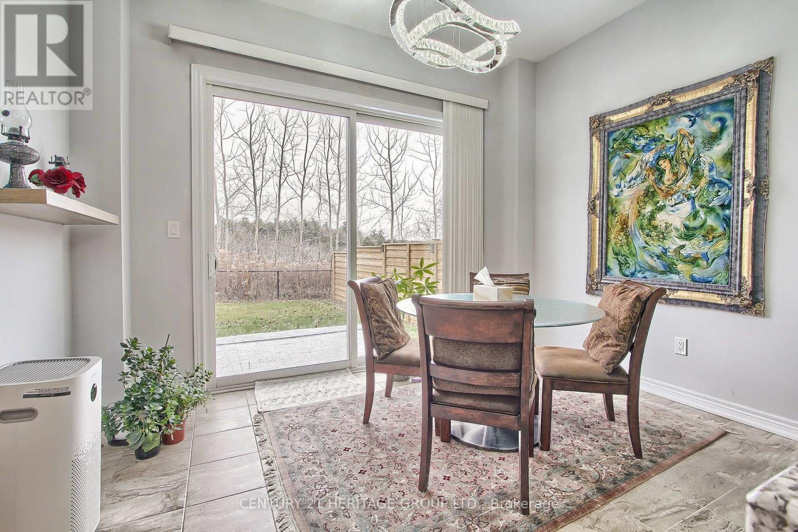 71 Woodhaven Avenue, Aurora, Ontario  L4G 3Y2 - Photo 11 - N12566288