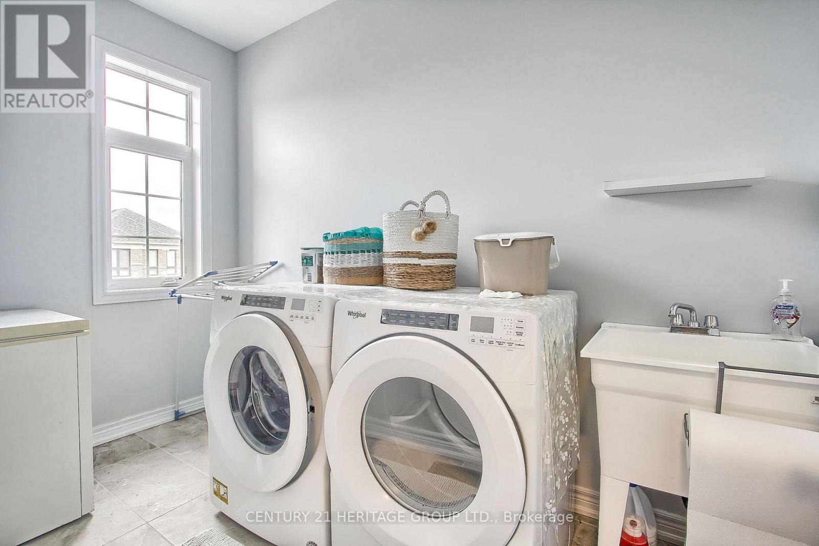 71 Woodhaven Avenue, Aurora, Ontario  L4G 3Y2 - Photo 22 - N12566288